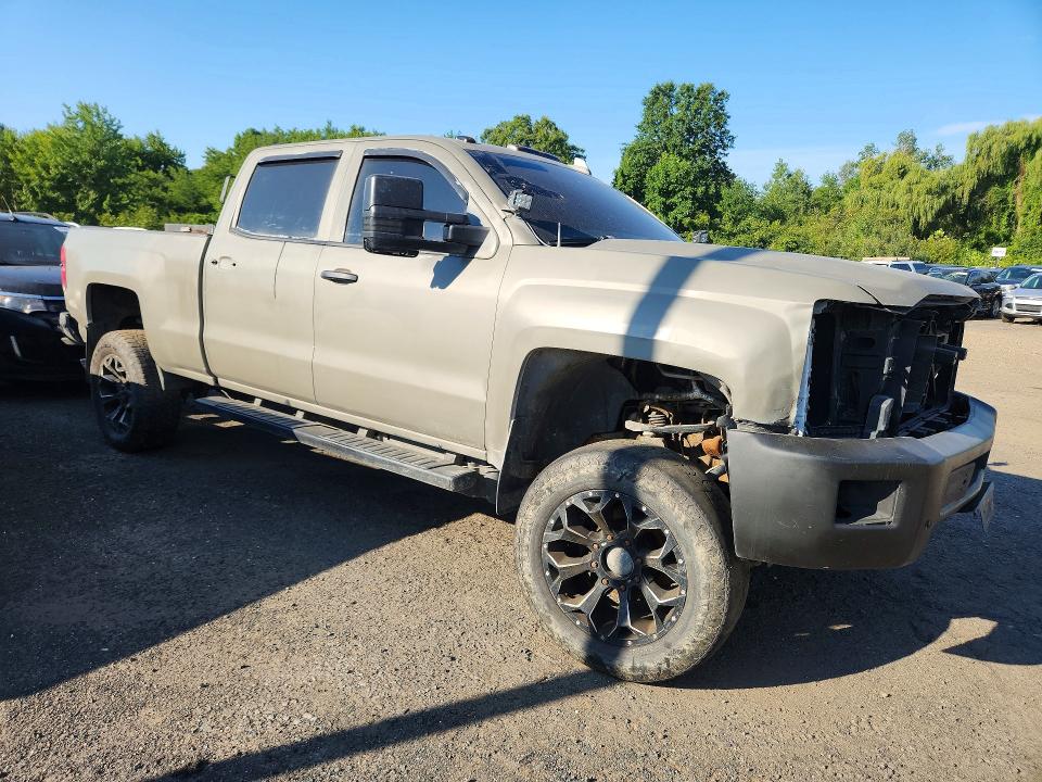 Photo 4 from auction – 2016 CHEVROLET SILVERADO with VIN 1GC4K1E84GF178758