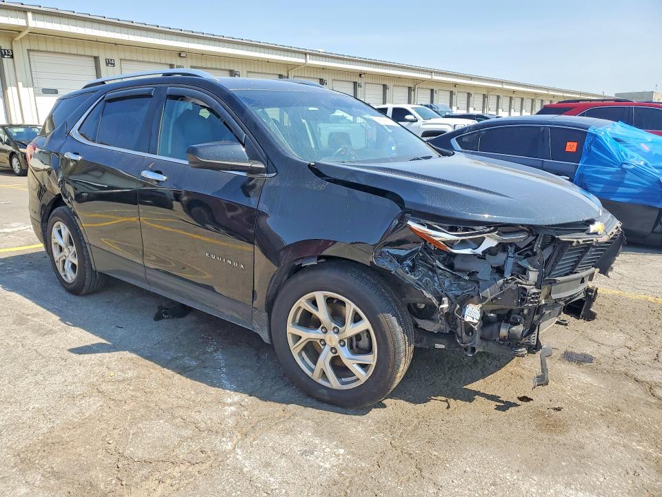 Photo 4 from auction – 2020 CHEVROLET EQUINOX with VIN 2GNAXLEX9L6118395