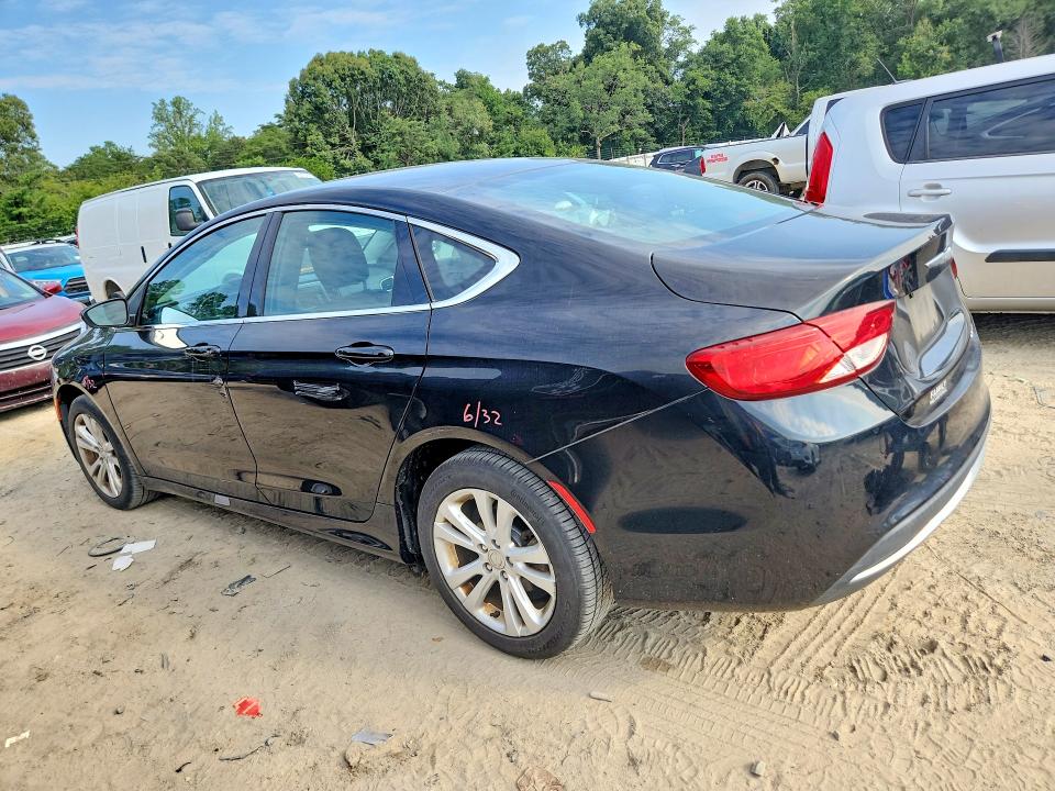 Photo 2 from auction – 2015 CHRYSLER 200 with VIN 1C3CCCAB1FN730179