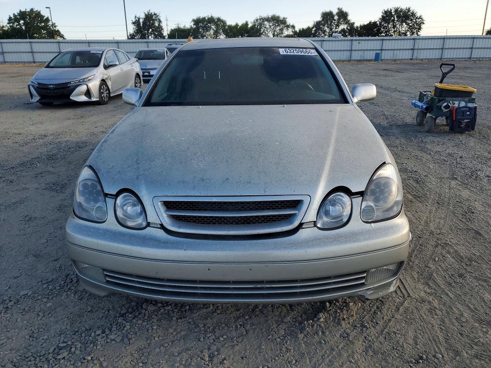 Photo 5 from auction – 2002 LEXUS GS with VIN JT8BL69S720009660