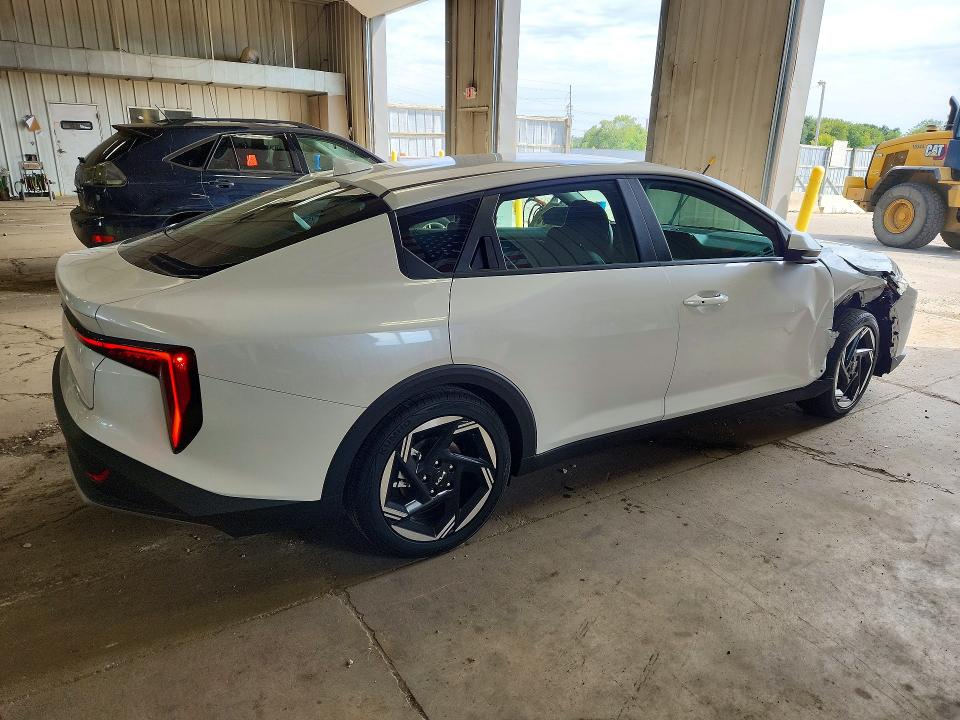 Photo 3 from auction – 2026 KIA K4 with VIN 3KPFU4DE3TE379759