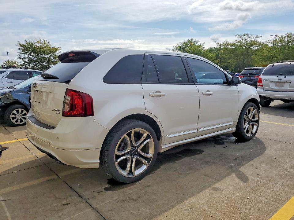 Photo 3 from auction – 2012 FORD EDGE with VIN 2FMDK4AK5CBA79103