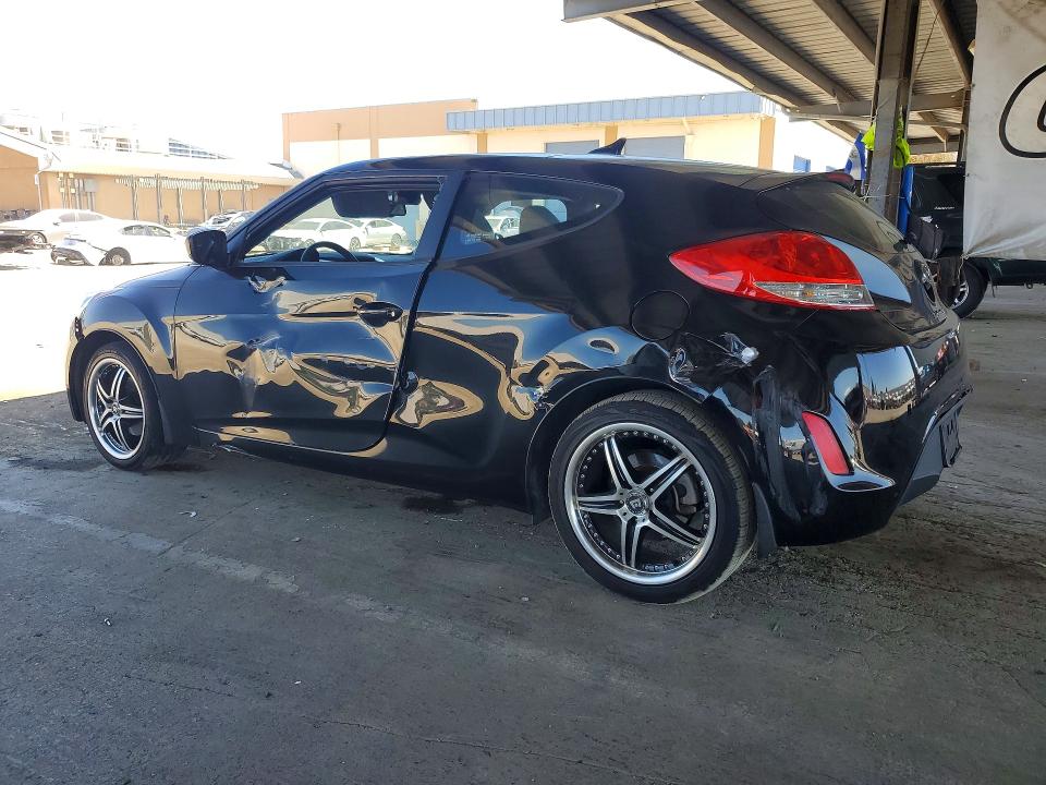 Zdjęcie 2 z aukcji – 2013 HYUNDAI VELOSTER z VIN KMHTC6AD7DU177342