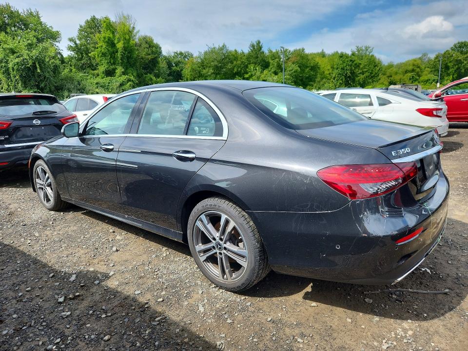 Photo 2 from auction – 2023 MERCEDES-BENZ E with VIN W1KZF8EB7PB132627
