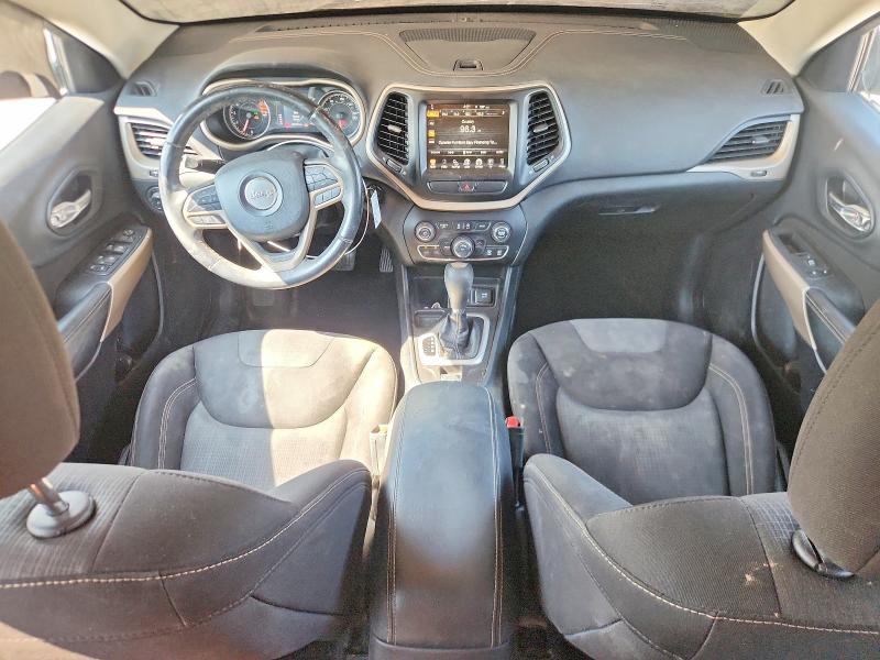 Photo 8 from auction – 2017 JEEP CHEROKEE with VIN 1C4PJLCS0HD216610