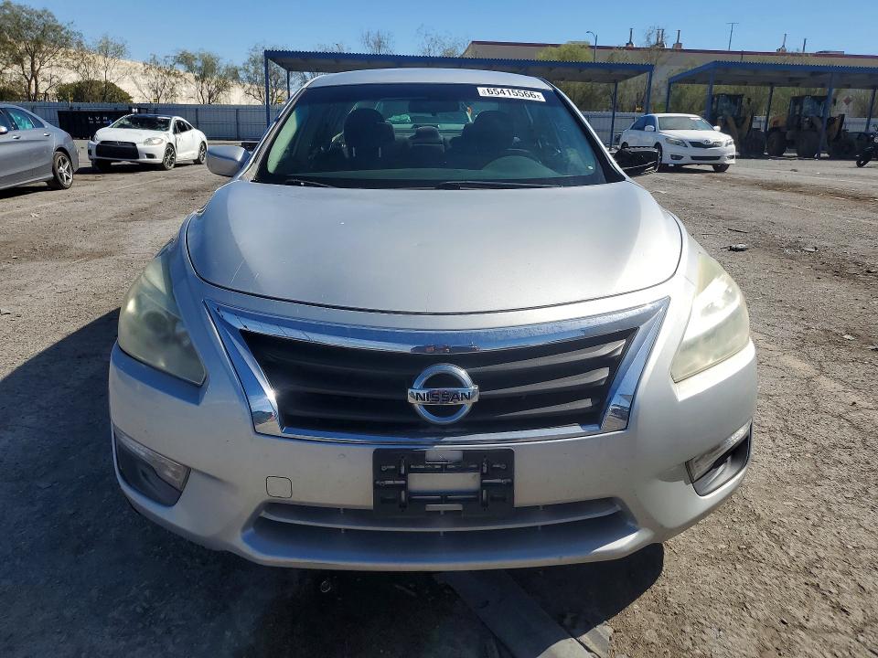 Photo 5 from auction – 2013 NISSAN ALTIMA with VIN 1N4AL3AP5DN536837