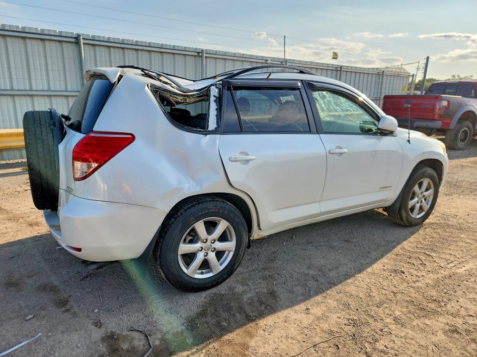 Photo 3 from auction – 2007 TOYOTA RAV4 with VIN JTMZK31V475008385