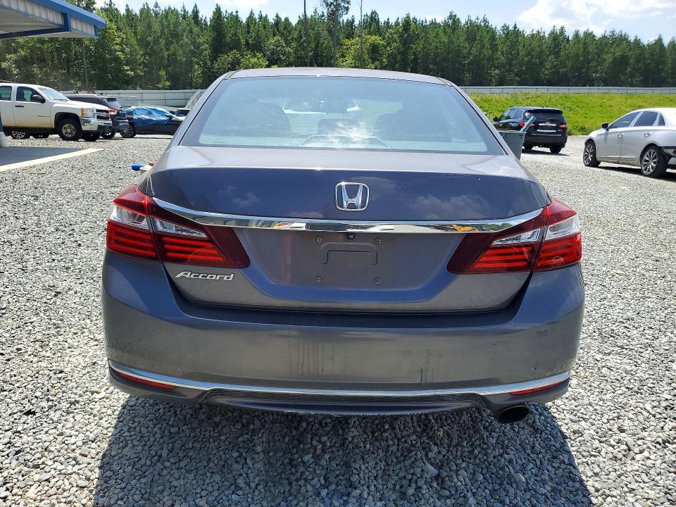 Photo 6 from auction – 2016 HONDA ACCORD with VIN 1HGCR2F30GA018875