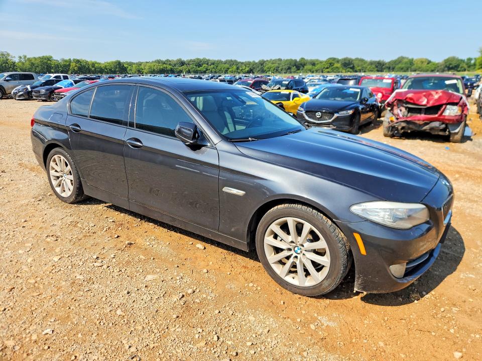 Photo 4 from auction – 2011 BMW 528 with VIN WBAFR1C5XBDS36774