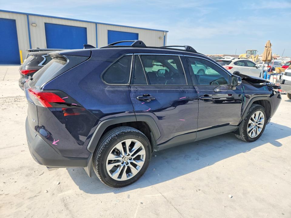 Photo 3 from auction – 2024 TOYOTA RAV4 with VIN 2T3C1RFV1RW307395