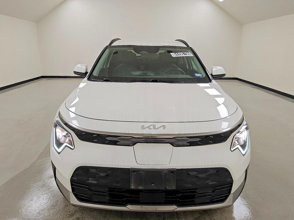Photo 5 from auction – 2024 KIA NIRO with VIN KNDCR3L16R5108227