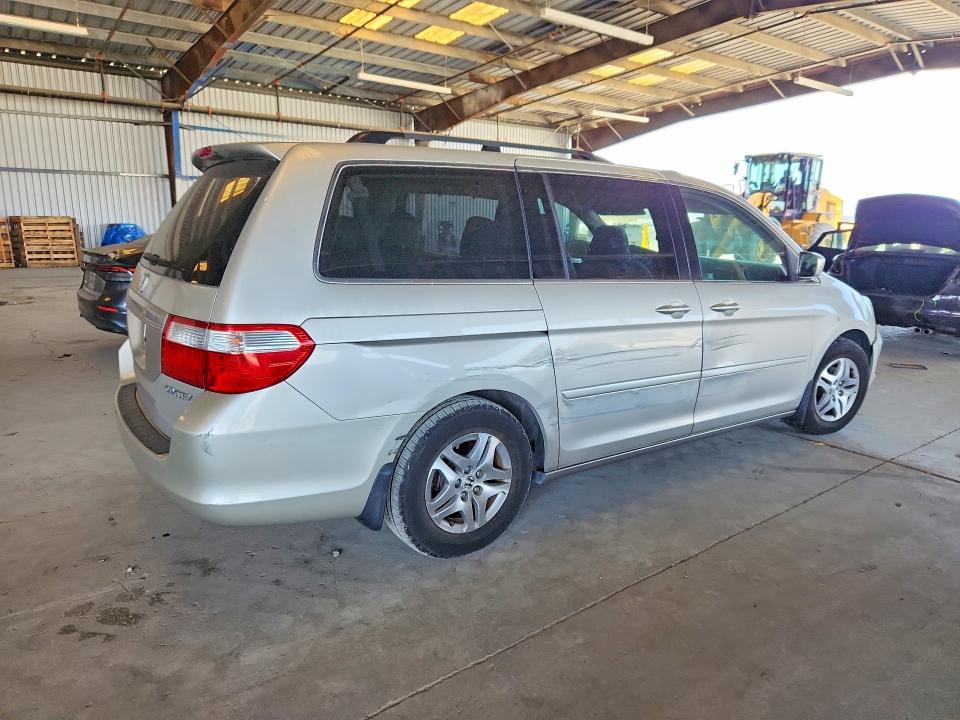 Photo 3 from auction – 2005 HONDA ODYSSEY with VIN 5FNRL38625B027847