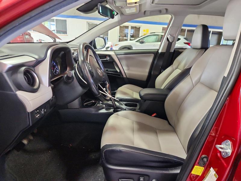 Photo 7 from auction – 2018 TOYOTA RAV4 with VIN JTMDFREV8JD238522