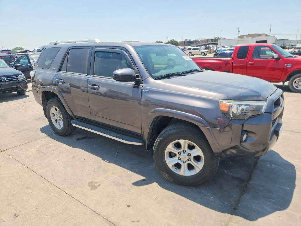 Photo 4 from auction – 2016 TOYOTA 4RUNNER with VIN JTEZU5JR2G5114533
