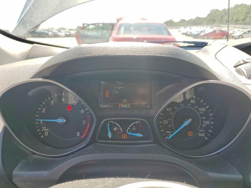 Photo 9 from auction – 2017 FORD ESCAPE with VIN 1FMCU0GD9HUE05512