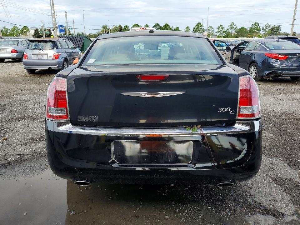 Photo 6 from auction – 2013 CHRYSLER 300C with VIN 2C3CCAET0DH674085