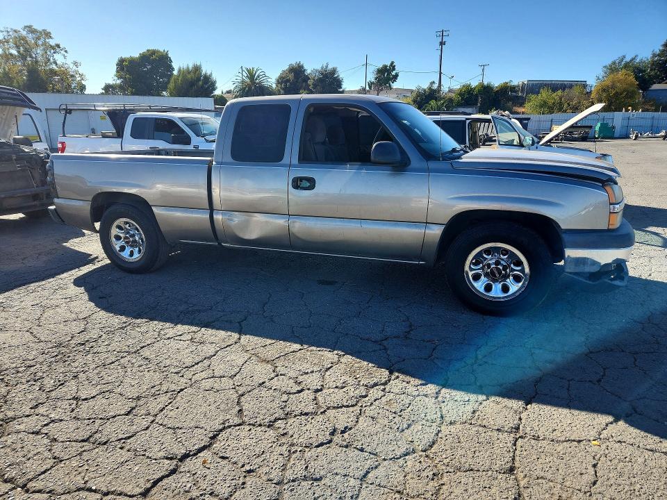 Photo 4 from auction – 2003 CHEVROLET SILVERADO with VIN 1GCEC19V13Z331963