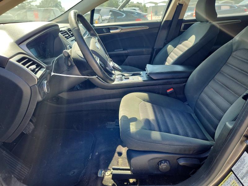 Photo 7 from auction – 2017 FORD FUSION with VIN 3FA6P0G72HR107707