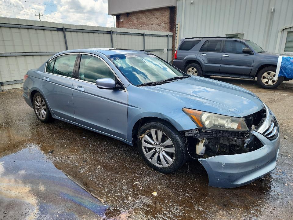 Photo 4 from auction – 2011 HONDA ACCORD with VIN 1HGCP2F89BA103935