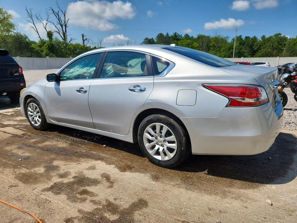 Photo 2 from auction – 2015 NISSAN ALTIMA with VIN 1N4AL3AP8FC181158