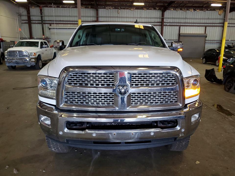 Photo 5 from auction – 2017 RAM 2500 with VIN 3C6UR5FL9HG676838