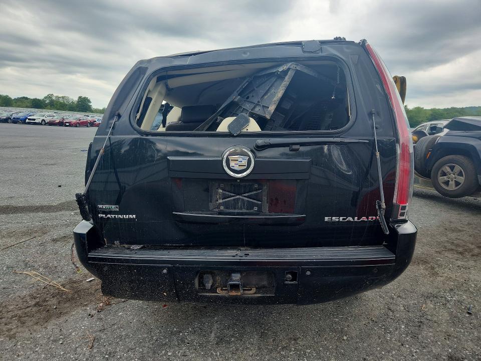 Снимка 6 от търг – 2011 CADILLAC ESCALADE с VIN 1GYS4KEF6BR163203