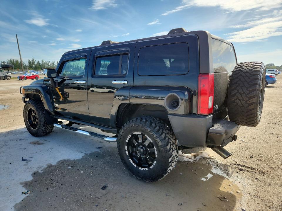 Photo 2 from auction – 2007 HUMMER H3 with VIN 5GTDN13E578183433
