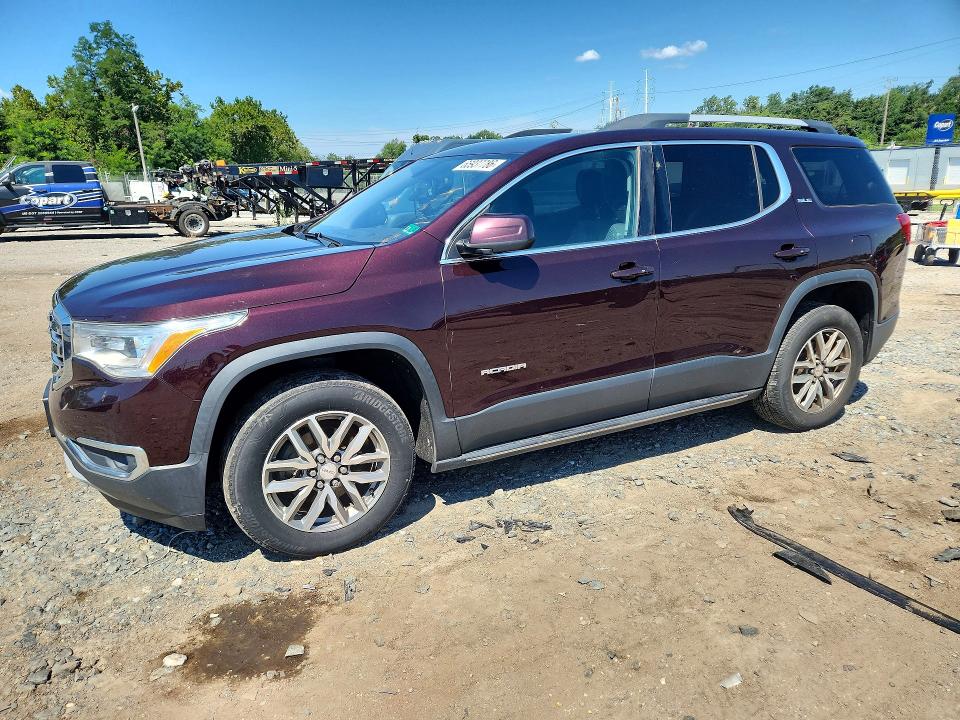 GMC ACADIA 2017 with VIN 1GKKNLLS2HZ233883 - Photo from auction