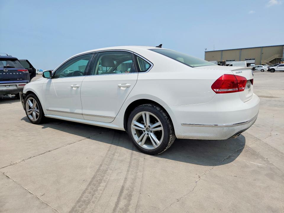 Photo 2 from auction – 2014 VOLKSWAGEN PASSAT with VIN 1VWBN7A36EC018789