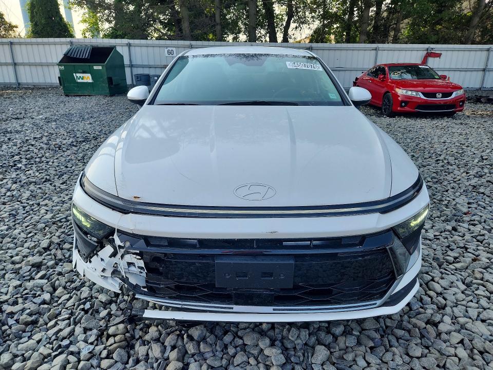 Photo 5 from auction – 2025 HYUNDAI SONATA with VIN KMHL24JA5SA465792