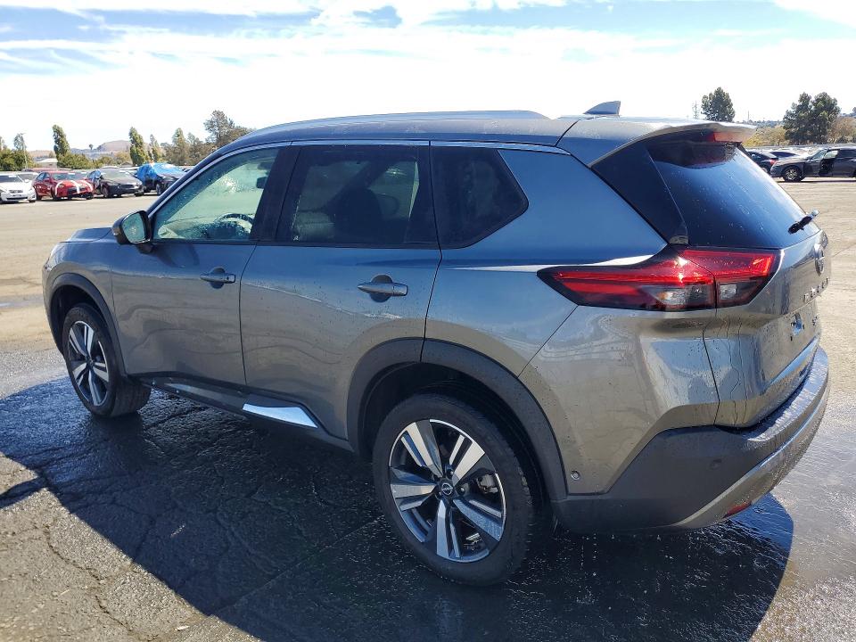 Photo 2 from auction – 2023 NISSAN ROGUE with VIN 5N1BT3CB3PC798397