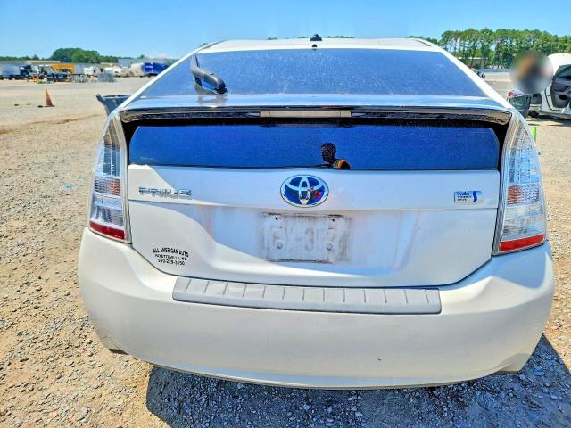 Photo 6 from auction – 2011 TOYOTA PRIUS with VIN JTDKN3DU3B1385219