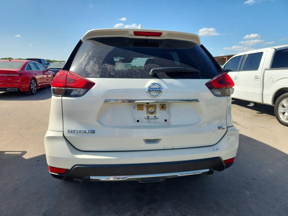 Photo 6 from auction – 2017 NISSAN ROGUE with VIN JN8AT2MT7HW398865
