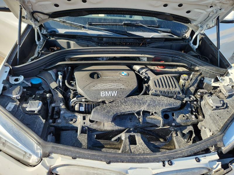 Photo 12 from auction – 2017 BMW X1 with VIN WBXHT3C30H5F70537