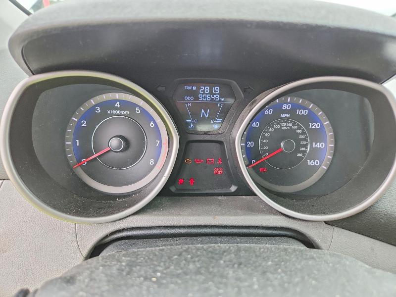 Photo 9 from auction – 2013 HYUNDAI ELANTRA with VIN KMHDH4AEXDU894580