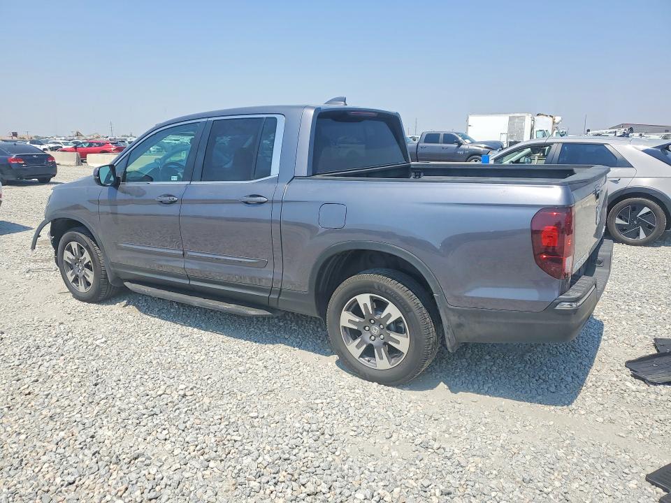 Photo 2 from auction – 2017 HONDA RIDGELINE with VIN 5FPYK3F64HB001697