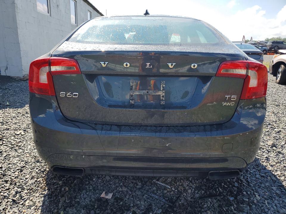 Photo 6 from auction – 2015 VOLVO S60 with VIN YV1612TB1F2303599