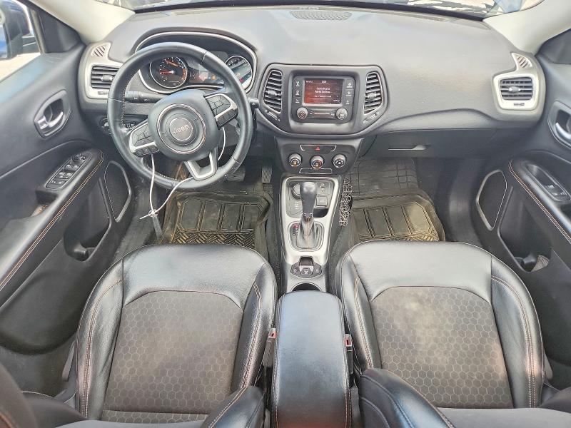 Photo 8 from auction – 2018 JEEP COMPASS with VIN 3C4NJDBB0JT177709