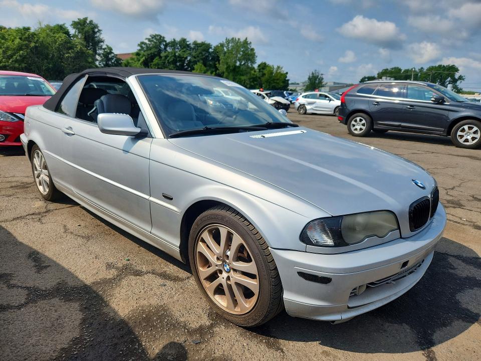 Photo 4 from auction – 2001 BMW 330 with VIN WBABS53471JU88192