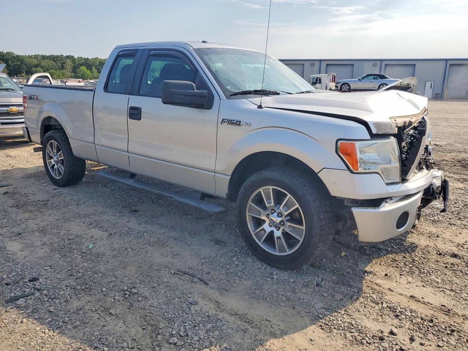 Photo 4 from auction – 2014 FORD F150 with VIN 1FTFX1CF8EFA35756