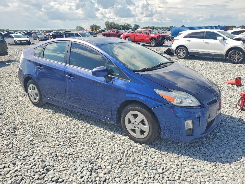 Photo 4 from auction – 2011 TOYOTA PRIUS with VIN JTDKN3DU3B1425332