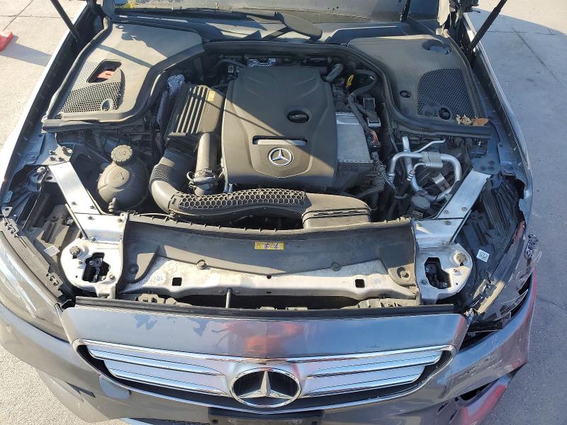 Photo 11 from auction – 2017 MERCEDES-BENZ E with VIN WDDZF4JB5HA153191