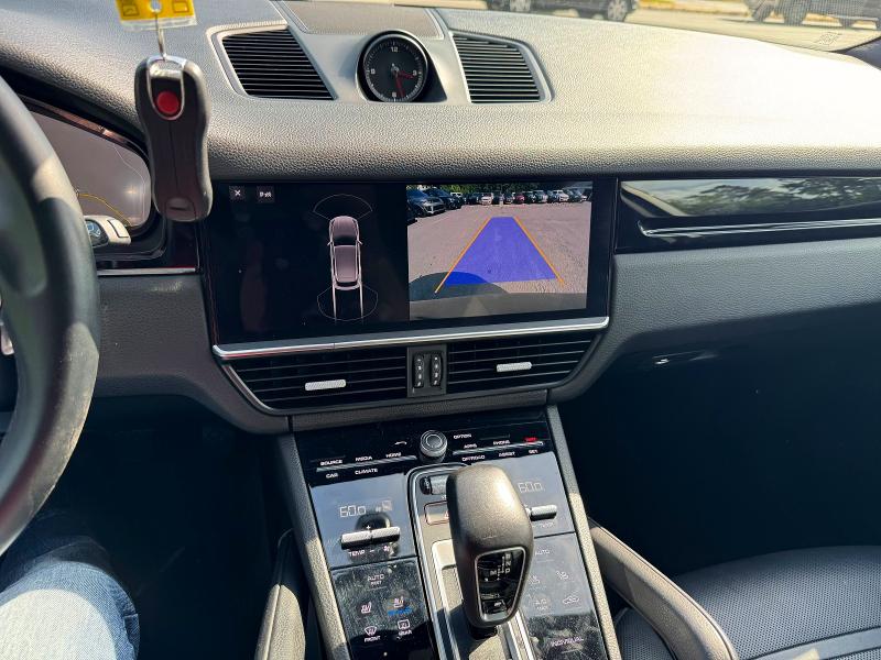 Фото 7 с аукциона – 2019 PORSCHE CAYENNE с VIN WP1AA2AY9KDA07377