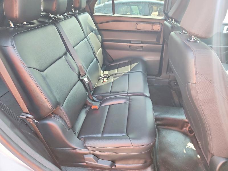 Photo 11 from auction – 2023 FORD EXPLORER with VIN 1FM5K8AB7PGA04123