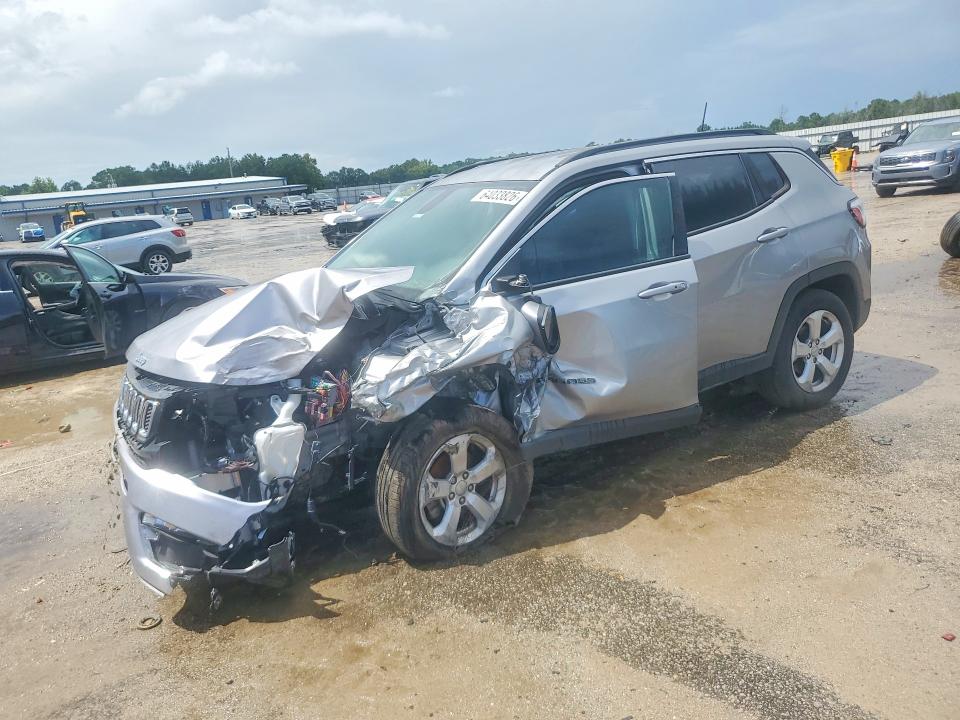 JEEP COMPASS 2020 with VIN 3C4NJCBB5LT121536 - Photo from auction