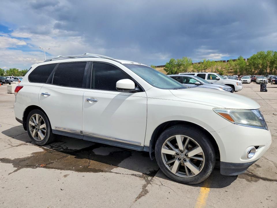 Photo 4 from auction – 2013 NISSAN PATHFINDER with VIN 5N1AR2MM8DC634563