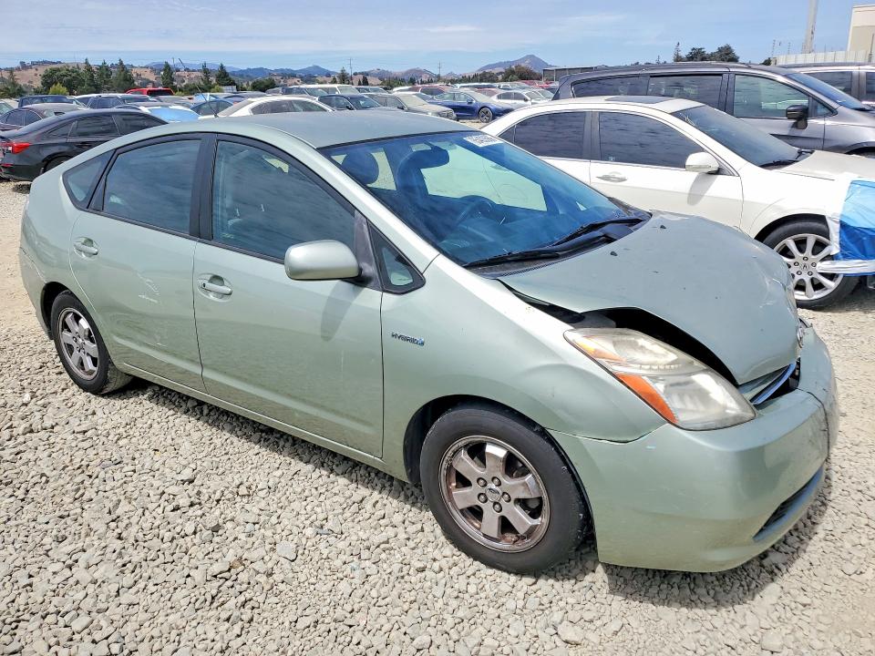 Photo 4 from auction – 2006 TOYOTA PRIUS with VIN JTDKB20U767521332