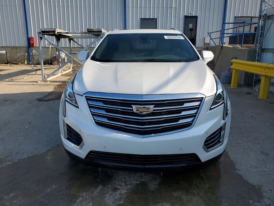 Photo 5 from auction – 2017 CADILLAC XT5 with VIN 1GYKNBRSXHZ282868