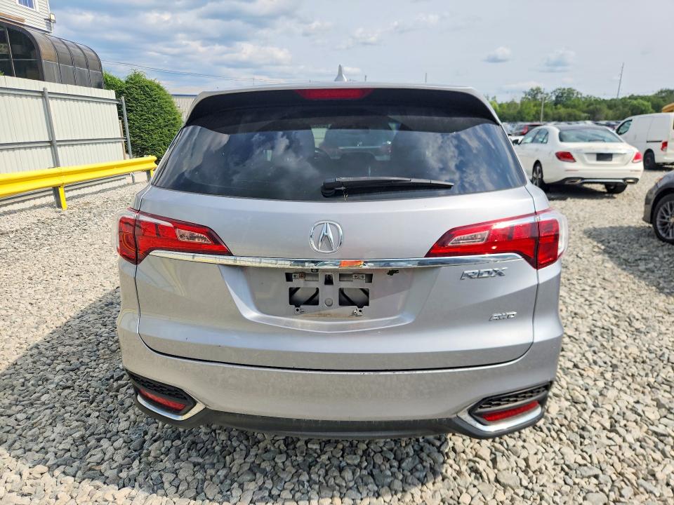 Photo 6 from auction – 2018 ACURA RDX with VIN 5J8TB4H53JL010702