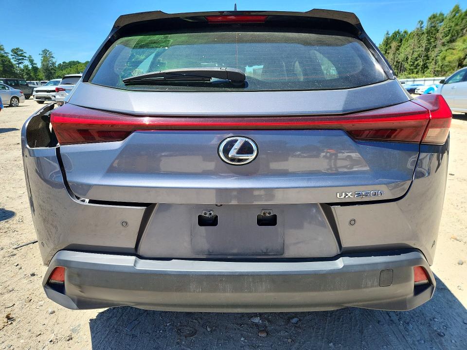 Photo 6 from auction – 2021 LEXUS UX with VIN JTHP9JBH8M2037965